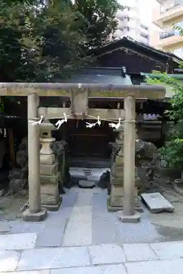 小野照崎神社の鳥居