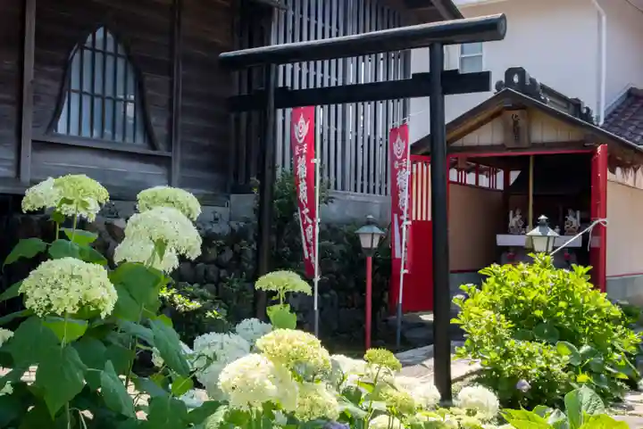 日吉八王子神社の末社・摂社