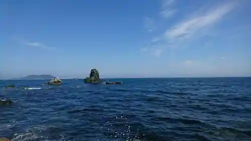 ビシャゴ浦姉妹岩(大分県)