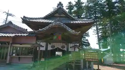 鬼鎮神社の本殿・本堂