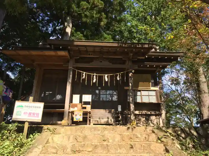 武蔵御嶽神社の本殿・本堂