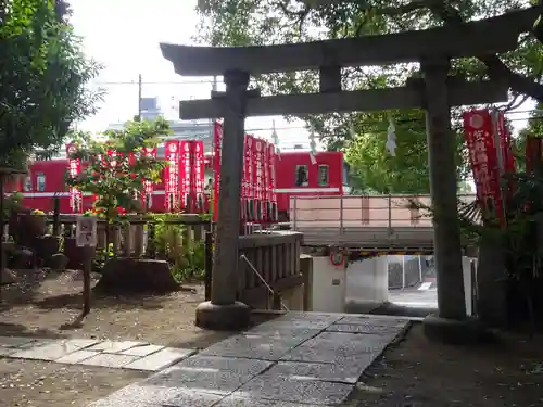 笠䅣稲荷神社の鳥居