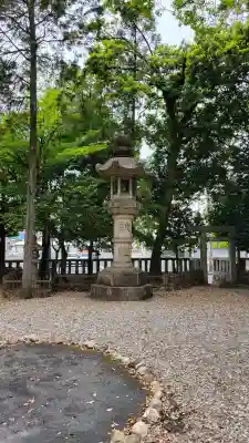 本土神社の{uncategorized: "未分類", other: "その他", undefined: "問題あり", building: "その他建物", grave: "お墓", sacred_gate: "鳥居", guardian: "狛犬", statue: "像", buddha: "仏像", history: "歴史", nature: "自然", garden: "庭園", animal: "動物", pagoda: "塔", temizu: "手水舎", mountain_gate: "山門・神門", sanctuary: "本殿・本堂", subordinate: "末社・摂社", art: "芸術", scenery: "景色", jizo: "地蔵", ema: "絵馬", goshuin: "御朱印", omikuji: "おみくじ", items: "授与品その他", amulet: "お守り", goshuincho: "御朱印帳", eats: "食事", festival: "お祭り", votive_dance: "神楽", shichigosan: "七五三参", wedding: "結婚式", experience: "体験その他", initially: "初詣", around: "周辺", anti_infection: "感染症対策"}
