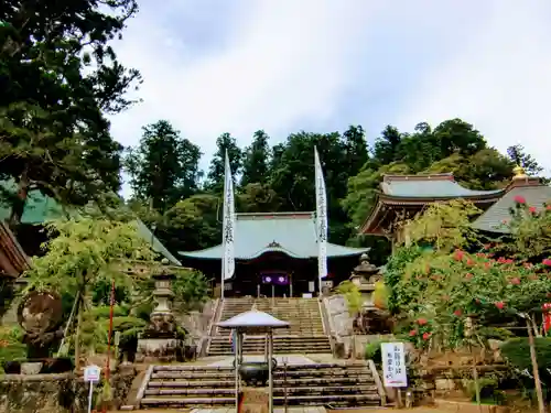 清澄寺の本殿・本堂