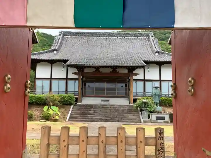 高平寺の本殿・本堂