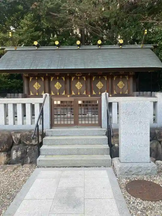 廣田神社の{uncategorized: "未分類", other: "その他", undefined: "問題あり", building: "その他建物", grave: "お墓", sacred_gate: "鳥居", guardian: "狛犬", statue: "像", buddha: "仏像", history: "歴史", nature: "自然", garden: "庭園", animal: "動物", pagoda: "塔", temizu: "手水舎", mountain_gate: "山門・神門", sanctuary: "本殿・本堂", subordinate: "末社・摂社", art: "芸術", scenery: "景色", jizo: "地蔵", ema: "絵馬", goshuin: "御朱印", omikuji: "おみくじ", items: "授与品その他", amulet: "お守り", goshuincho: "御朱印帳", eats: "食事", festival: "お祭り", votive_dance: "神楽", shichigosan: "七五三参", wedding: "結婚式", experience: "体験その他", initially: "初詣", around: "周辺", anti_infection: "感染症対策"}