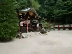 八大神社の本殿