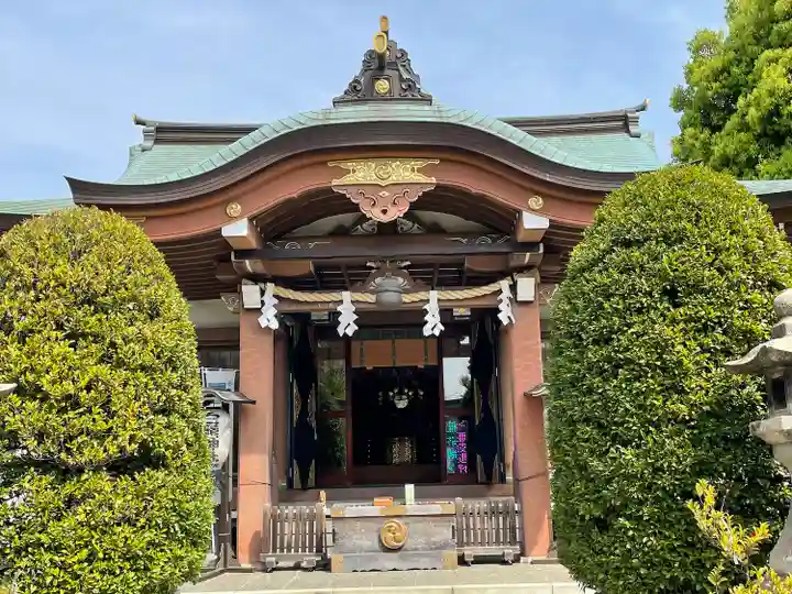 白鬚神社の本殿・本堂