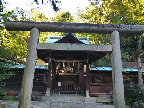 岡崎神社の末社