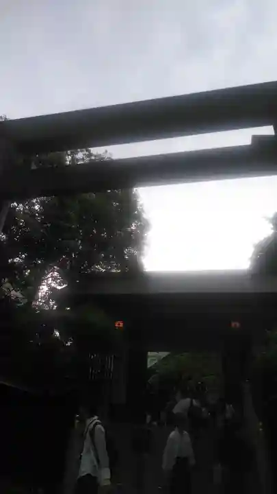 東京大神宮の山門・神門