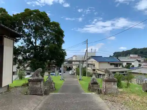 春日神社の狛犬