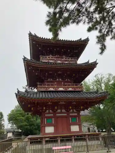 鶴林寺の塔