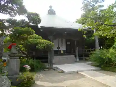 極楽寺（霊鷲山感應院極楽律寺）の本殿・本堂