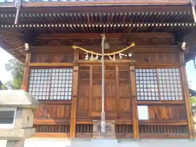 生島神社の{uncategorized: "未分類", other: "その他", undefined: "問題あり", building: "その他建物", grave: "お墓", sacred_gate: "鳥居", guardian: "狛犬", statue: "像", buddha: "仏像", history: "歴史", nature: "自然", garden: "庭園", animal: "動物", pagoda: "塔", temizu: "手水舎", mountain_gate: "山門・神門", sanctuary: "本殿・本堂", subordinate: "末社・摂社", art: "芸術", scenery: "景色", jizo: "地蔵", ema: "絵馬", goshuin: "御朱印", omikuji: "おみくじ", items: "授与品その他", amulet: "お守り", goshuincho: "御朱印帳", eats: "食事", festival: "お祭り", votive_dance: "神楽", shichigosan: "七五三参", wedding: "結婚式", experience: "体験その他", initially: "初詣", around: "周辺", anti_infection: "感染症対策"}