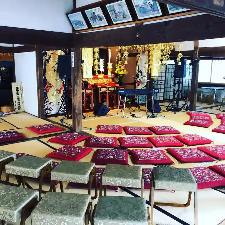 法源寺の本殿・本堂