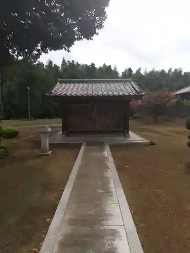 泉福寺の本殿