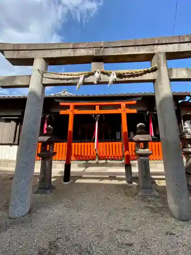 瀧尾神社の末社