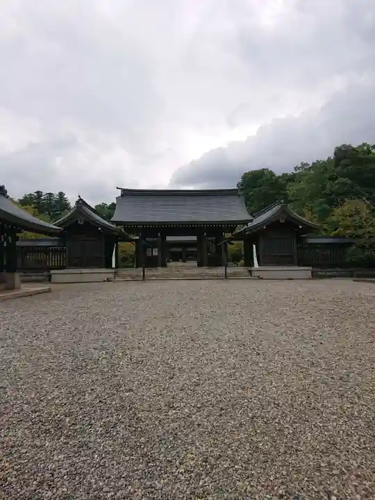 吉野神宮の山門・神門