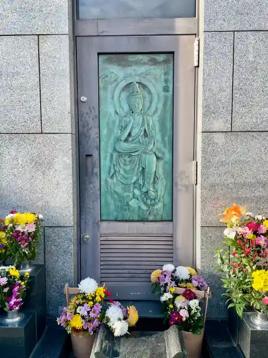 安楽寺の{uncategorized: "未分類", other: "その他", undefined: "問題あり", building: "その他建物", grave: "お墓", sacred_gate: "鳥居", guardian: "狛犬", statue: "像", buddha: "仏像", history: "歴史", nature: "自然", garden: "庭園", animal: "動物", pagoda: "塔", temizu: "手水舎", mountain_gate: "山門・神門", sanctuary: "本殿・本堂", subordinate: "末社・摂社", art: "芸術", scenery: "景色", jizo: "地蔵", ema: "絵馬", goshuin: "御朱印", omikuji: "おみくじ", items: "授与品その他", amulet: "お守り", goshuincho: "御朱印帳", eats: "食事", festival: "お祭り", votive_dance: "神楽", shichigosan: "七五三参", wedding: "結婚式", experience: "体験その他", initially: "初詣", around: "周辺", anti_infection: "感染症対策"}