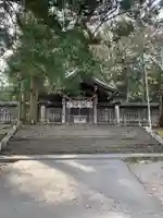 諏訪大社上社前宮の本殿・本堂