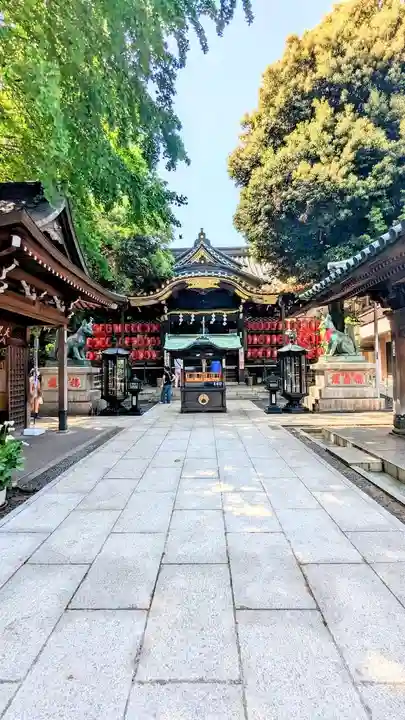 豊川稲荷東京別院の本殿・本堂