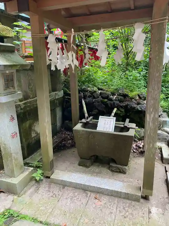 佐助稲荷神社の手水舎