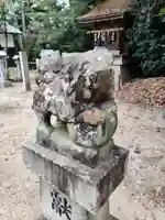 拾貮社神社の狛犬