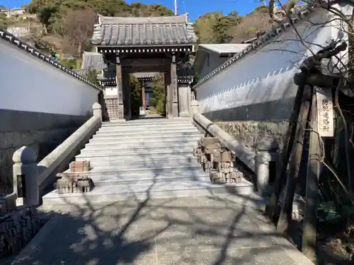 妙大寺の山門・神門