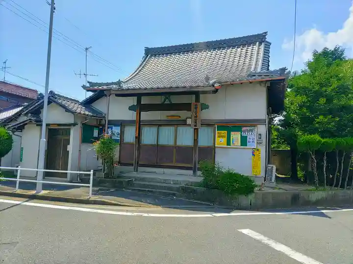 弘心寺の本殿・本堂