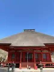 医王寺の本殿