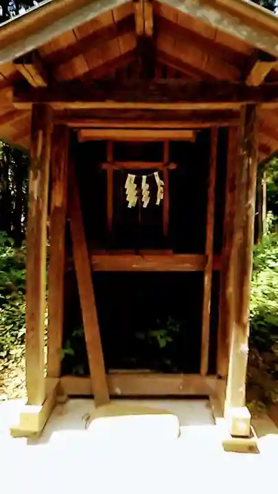 六所神社の本殿・本堂