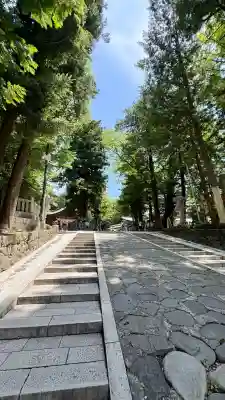 諏訪大社下社秋宮(長野県)