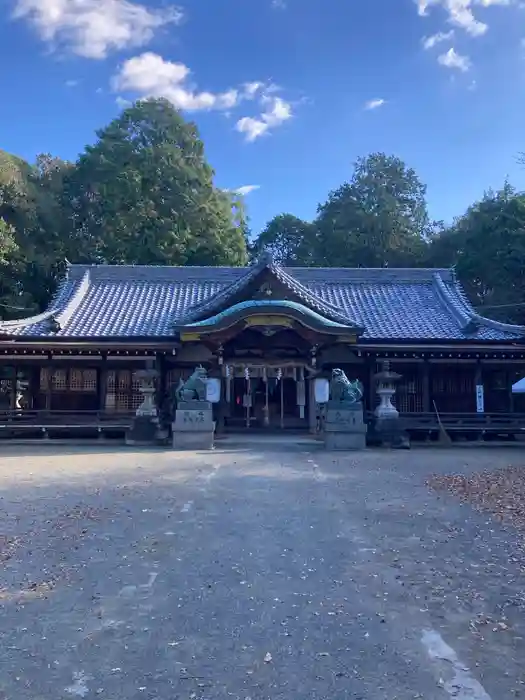 日根神社の本殿