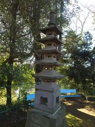 境香取神社の塔