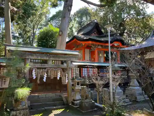 日根神社の本殿