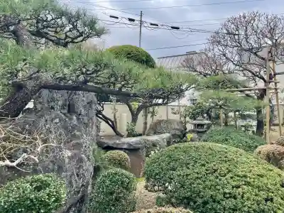 東漸寺の{uncategorized: "未分類", other: "その他", undefined: "問題あり", building: "その他建物", grave: "お墓", sacred_gate: "鳥居", guardian: "狛犬", statue: "像", buddha: "仏像", history: "歴史", nature: "自然", garden: "庭園", animal: "動物", pagoda: "塔", temizu: "手水舎", mountain_gate: "山門・神門", sanctuary: "本殿・本堂", subordinate: "末社・摂社", art: "芸術", scenery: "景色", jizo: "地蔵", ema: "絵馬", goshuin: "御朱印", omikuji: "おみくじ", items: "授与品その他", amulet: "お守り", goshuincho: "御朱印帳", eats: "食事", festival: "お祭り", votive_dance: "神楽", shichigosan: "七五三参", wedding: "結婚式", experience: "体験その他", initially: "初詣", around: "周辺", anti_infection: "感染症対策"}