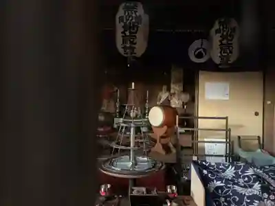 田の草地蔵尊のその他建物