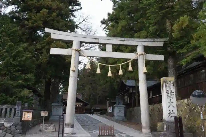 諏訪大社下社春宮(長野県)
