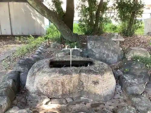 八幡社（松新町）の手水舎