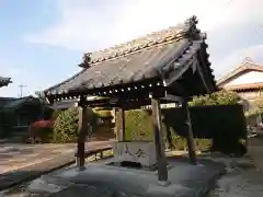 円宗寺の手水