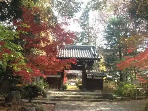 妙安寺の山門