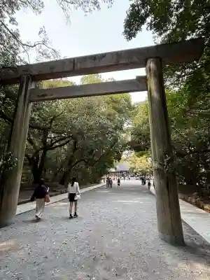 熱田神宮の{uncategorized: "未分類", other: "その他", undefined: "問題あり", building: "その他建物", grave: "お墓", sacred_gate: "鳥居", guardian: "狛犬", statue: "像", buddha: "仏像", history: "歴史", nature: "自然", garden: "庭園", animal: "動物", pagoda: "塔", temizu: "手水舎", mountain_gate: "山門・神門", sanctuary: "本殿・本堂", subordinate: "末社・摂社", art: "芸術", scenery: "景色", jizo: "地蔵", ema: "絵馬", goshuin: "御朱印", omikuji: "おみくじ", items: "授与品その他", amulet: "お守り", goshuincho: "御朱印帳", eats: "食事", festival: "お祭り", votive_dance: "神楽", shichigosan: "七五三参", wedding: "結婚式", experience: "体験その他", initially: "初詣", around: "周辺", anti_infection: "感染症対策"}