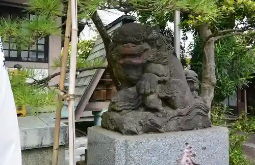 白髭神社の狛犬