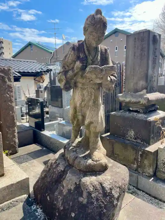 宗興寺の{uncategorized: "未分類", other: "その他", undefined: "問題あり", building: "その他建物", grave: "お墓", sacred_gate: "鳥居", guardian: "狛犬", statue: "像", buddha: "仏像", history: "歴史", nature: "自然", garden: "庭園", animal: "動物", pagoda: "塔", temizu: "手水舎", mountain_gate: "山門・神門", sanctuary: "本殿・本堂", subordinate: "末社・摂社", art: "芸術", scenery: "景色", jizo: "地蔵", ema: "絵馬", goshuin: "御朱印", omikuji: "おみくじ", items: "授与品その他", amulet: "お守り", goshuincho: "御朱印帳", eats: "食事", festival: "お祭り", votive_dance: "神楽", shichigosan: "七五三参", wedding: "結婚式", experience: "体験その他", initially: "初詣", around: "周辺", anti_infection: "感染症対策"}