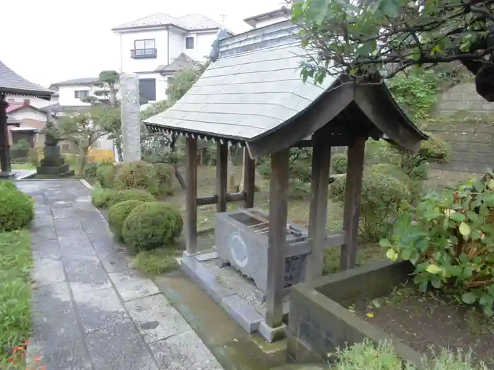 東観寺の手水舎