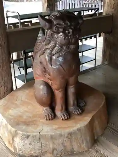 土佐神社の狛犬