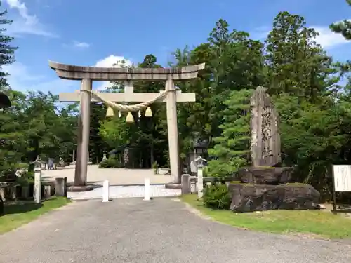 越中一宮 髙瀬神社の鳥居