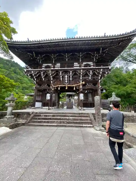 善峯寺の山門・神門