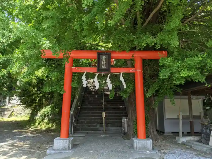 雷神社の鳥居