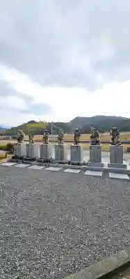 佛木寺の{uncategorized: "未分類", other: "その他", undefined: "問題あり", building: "その他建物", grave: "お墓", sacred_gate: "鳥居", guardian: "狛犬", statue: "像", buddha: "仏像", history: "歴史", nature: "自然", garden: "庭園", animal: "動物", pagoda: "塔", temizu: "手水舎", mountain_gate: "山門・神門", sanctuary: "本殿・本堂", subordinate: "末社・摂社", art: "芸術", scenery: "景色", jizo: "地蔵", ema: "絵馬", goshuin: "御朱印", omikuji: "おみくじ", items: "授与品その他", amulet: "お守り", goshuincho: "御朱印帳", eats: "食事", festival: "お祭り", votive_dance: "神楽", shichigosan: "七五三参", wedding: "結婚式", experience: "体験その他", initially: "初詣", around: "周辺", anti_infection: "感染症対策"}